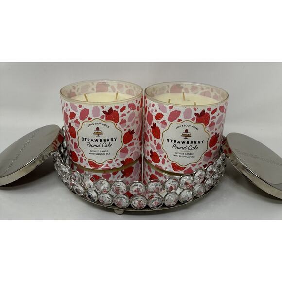 Lot of 2 ~STRAWBERRY POUND CAKE ~ 3 Wick Candle ~ Bath & Body Works ~ - Picture 2 of 5